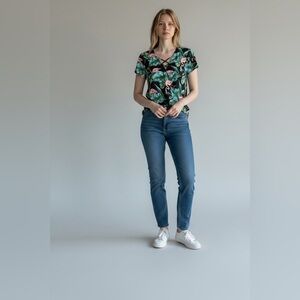 Lily White Flamingo Tropical Print Blouse – Size Large